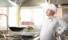 滨湖餐厅厨师爆料案件视频,揭露后厨惊人内幕